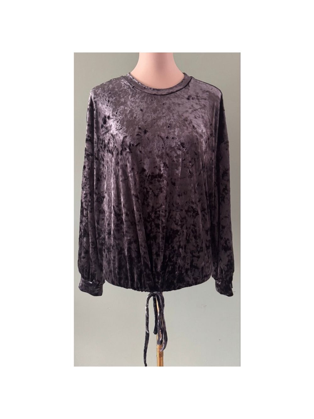 Women's Adrianna Papell Velvet Top Gray Size M